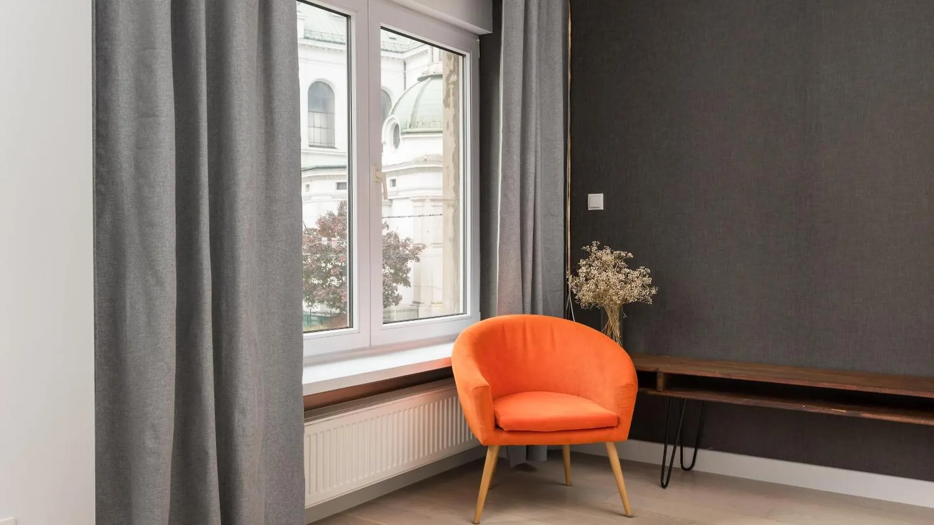Plac Zbawiciela Deluxe Apartment Warsaw