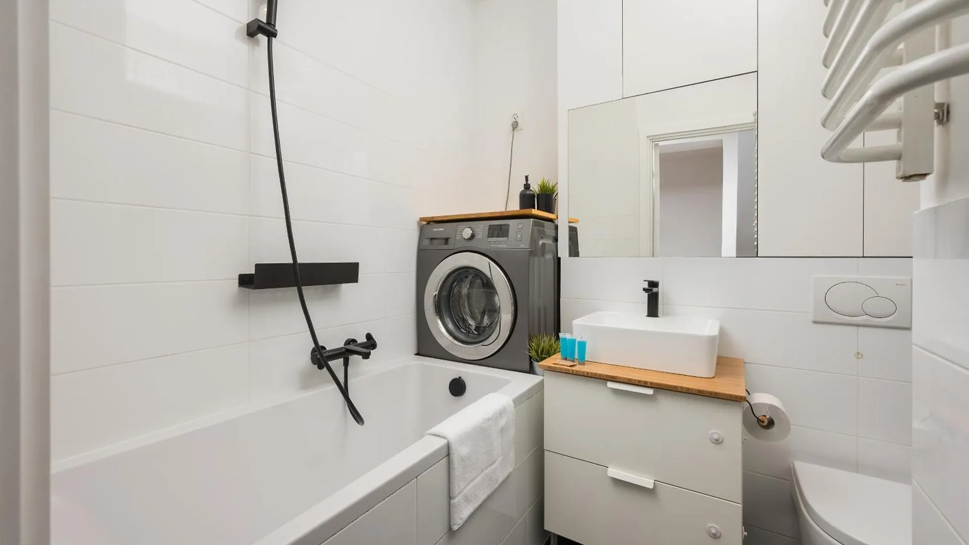 Plac Zbawiciela Deluxe Apartment Warsaw