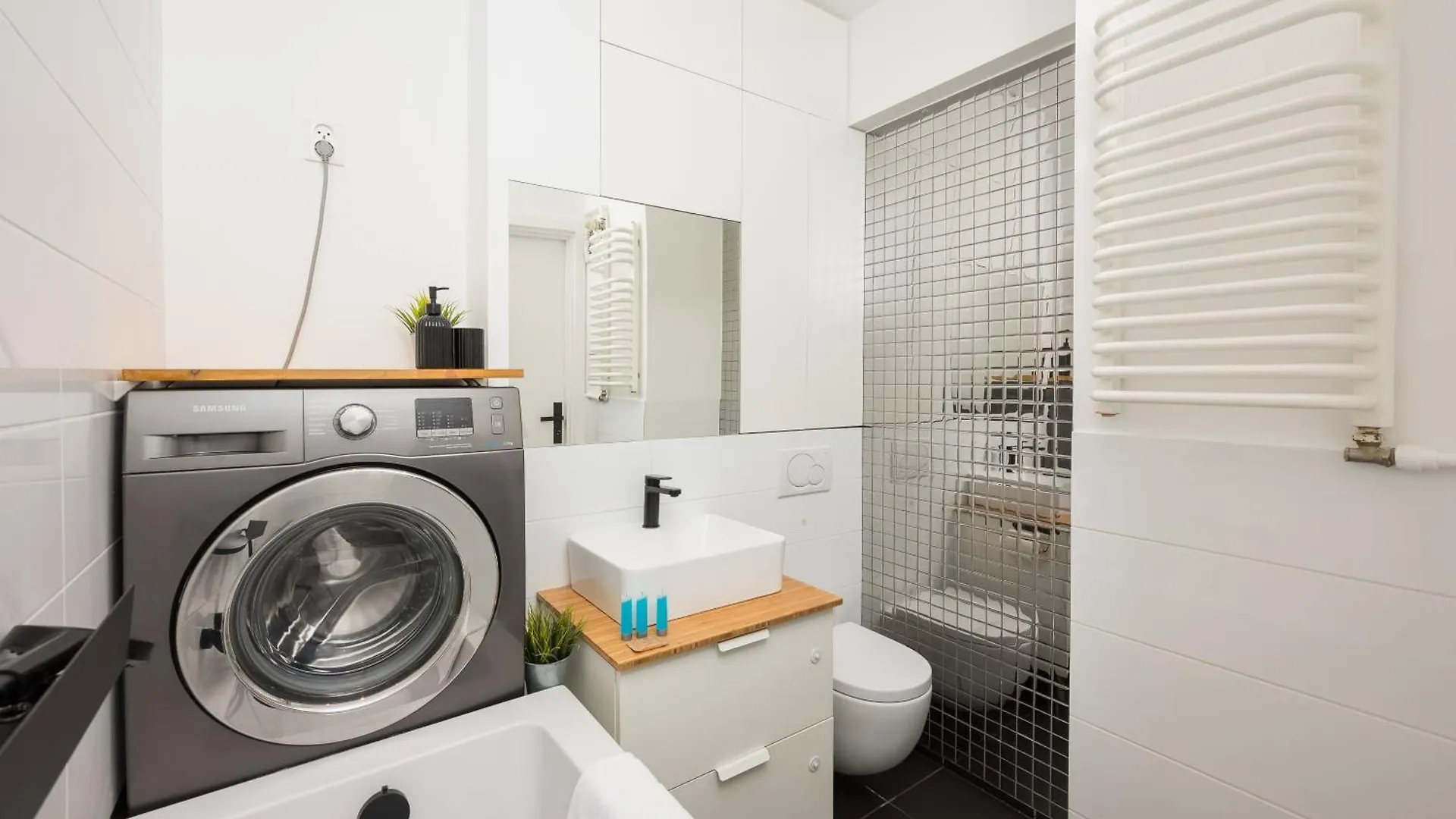 Plac Zbawiciela Deluxe Apartment Warsaw Poland