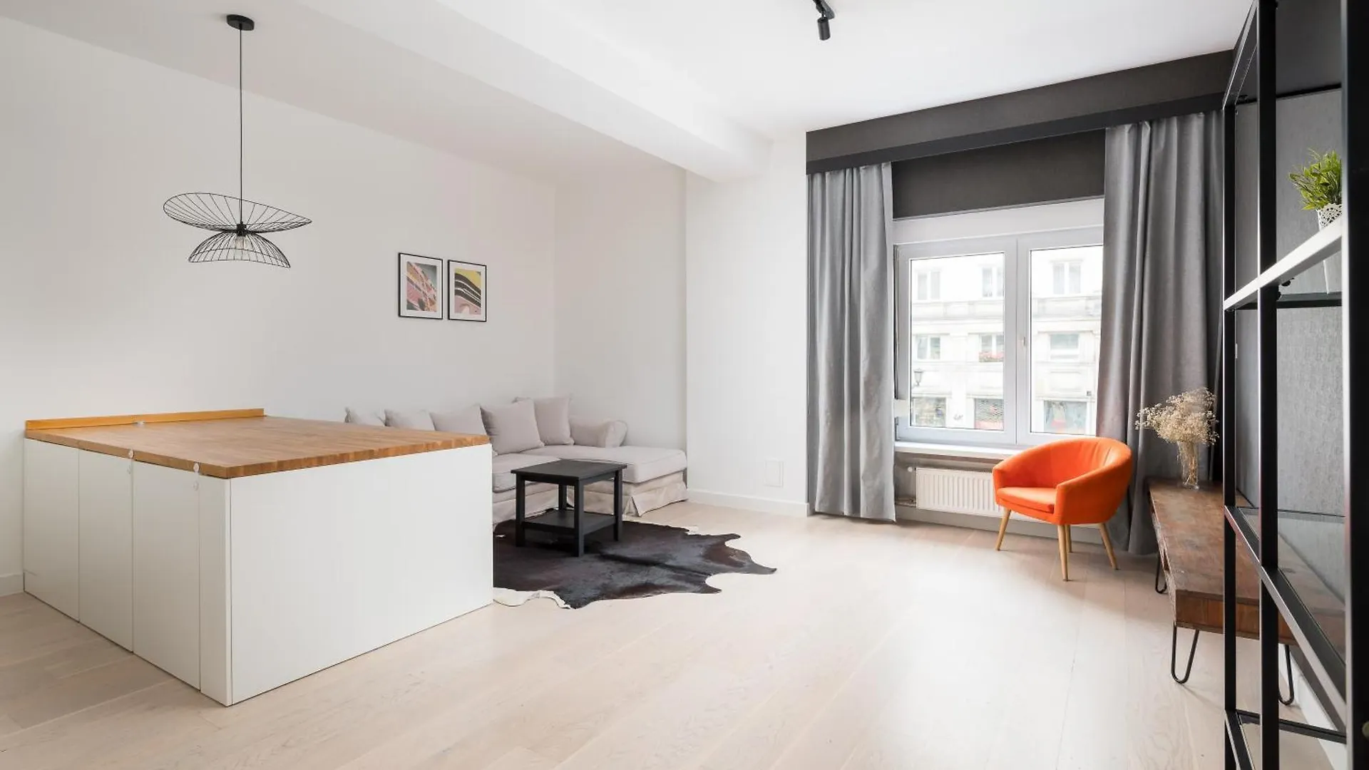 Plac Zbawiciela Deluxe Apartment Warsaw Poland